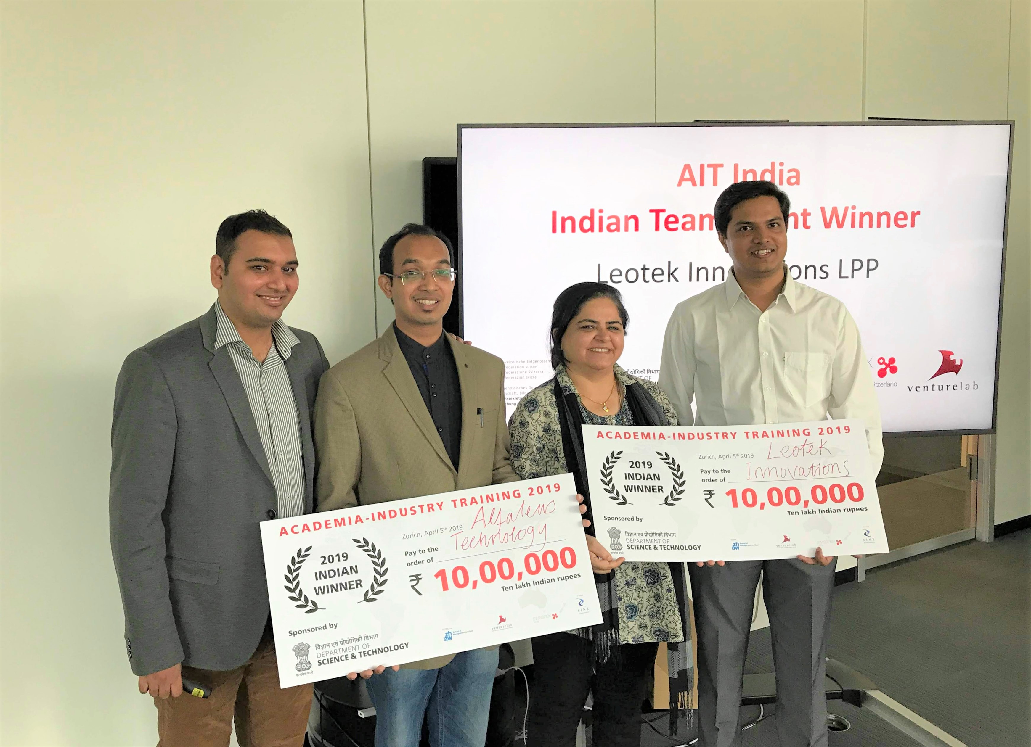 Atharva Patankar Sandal Kotawala Vandana Vyas and Karan Thanawala